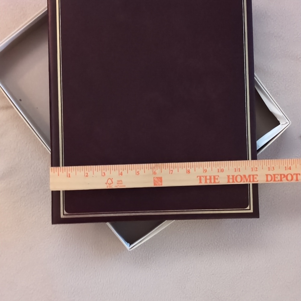 Scrapbook Or Photo Album - Picture 3 of 7